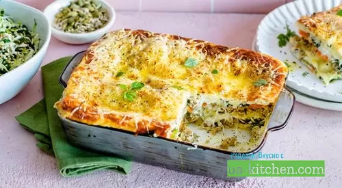 Белая лазанья с индейкой и овощами