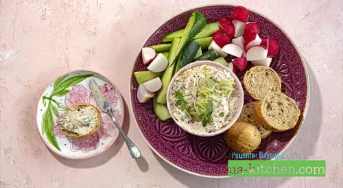 Домашний риет с консервированной рыбой и овощами