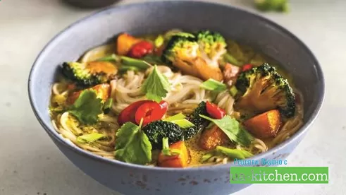 Азиатский суп с тыквой и брокколи