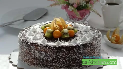 Шоколадный блинный торт со сметанным кремом
